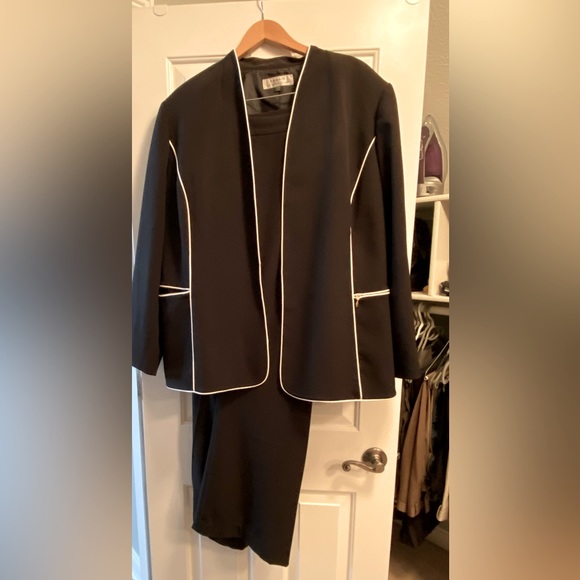 Plus size Designer black suit with white piping - Picture 1 of 7
